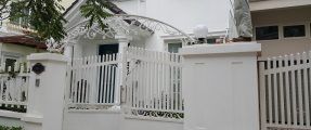 Thi công mái vòm cổng bằng thép sơn trắng tại Sài Đồng – Long Biên